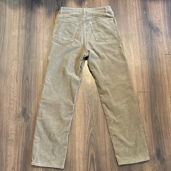 H&M - Green Corduroy Pants - Picture 3 of 9